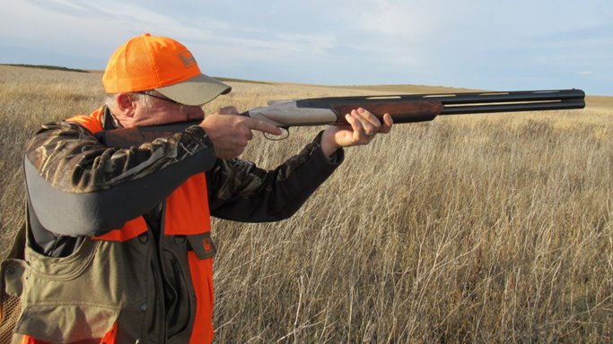 Gun Digest's Jim Schlender shoots the 828U. Gun Digest's Jim Schlender shoots the 828U.