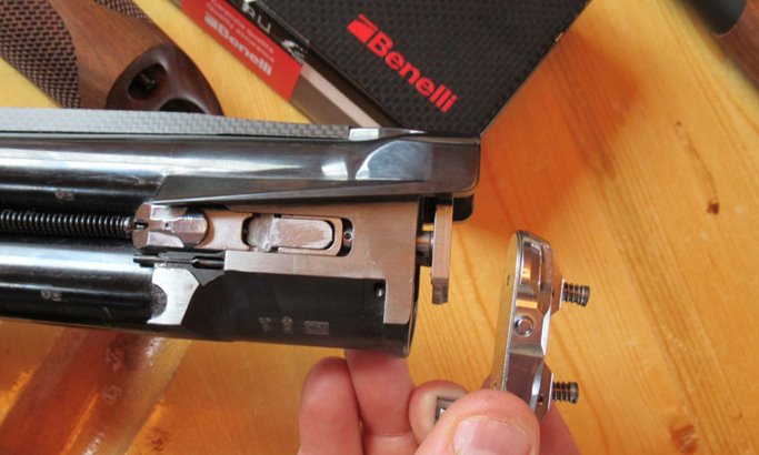 A lockplate absorbs recoil as well as impact that that would otherwise loosen the receiver. A lockplate absorbs recoil as well as impact that that would otherwise loosen the receiver.